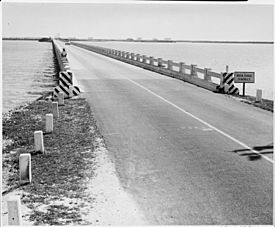Photograph of the "Key Highway" facing north toward Boca Chica, Florida. - NARA - 200543.jpg