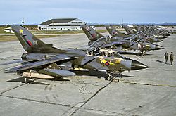 Archivo:RAF Panavia Tornado GR1A