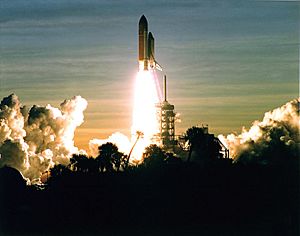 Archivo:STS-60 Launch
