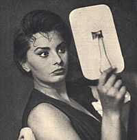Archivo:Sophia Loren 1954 b