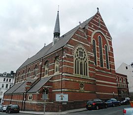 St Michael and All Angels Church, Victoria Road, Brighton.jpg