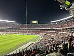 Archivo:The Mas Monumental after its expansion with the new stands directly on the pitch in spring 2023 during a match between River Plate and Unión de Santa Fe