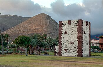 Archivo:Torre del Conde 01(js)