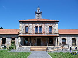 Villaverde Harana udalerriko museo etnografikoaren aurrealdea. 2015-07-24.jpg