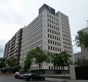 Archivo:Zurich offices in Madrid (Spain) 01