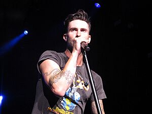 Archivo:Adam Levine
