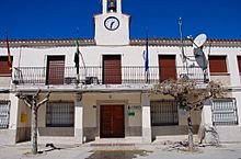 Archivo:Ayuntamiento de Saucedilla