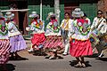 Bailarinas de Kullawada en Tiquina