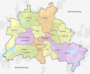 Archivo:Berlin, administrative divisions (+districts -boroughs (borders only) +pop) - de - colored