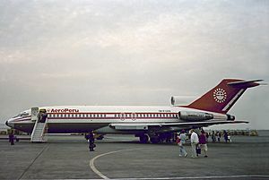 Archivo:Boeing 727-193, AeroPeru AN0435485