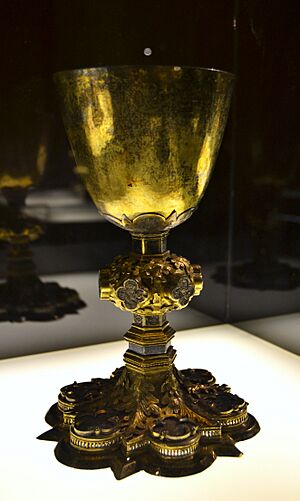 Archivo:Calze del Papa Calixt III, col·legiata de Xàtiva