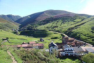 Camino de San Salvador, Arbás del Puerto 02.jpg