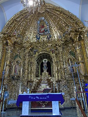 Archivo:Capilla Mayor Santuario Coronada