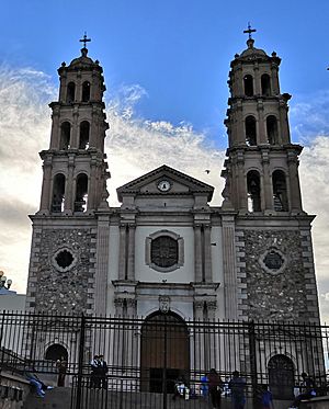 Archivo:Catedral de Ciudad Juárez 05