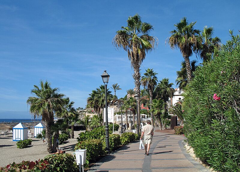 Costa Adeje R15