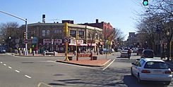 DavisSqSomervilleMass20040313.jpg