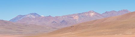 Archivo:Desierto de Siloli, Bolivia, 2016-02-03, DD 22-29 PAN (cropped)