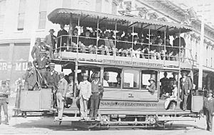 Archivo:Double-decker San Diego Electric Railway, 5th & Market, Sept 21, 1892