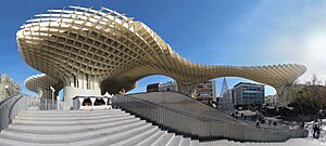 Archivo:Espacio Parasol Sevilla