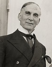 Frank O. Salisbury (1932) (cropped).jpg