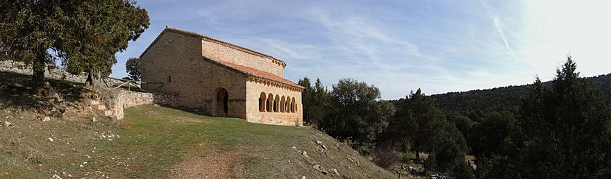 Archivo:Hinojosa - Ermita de Santa Catalina (Panoramica)