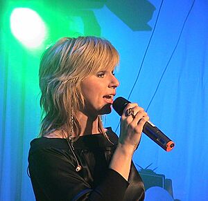 Archivo:Pandora (artist)