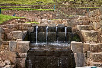 Peru - Cusco Sacred Valley & Incan Ruins 123 - Tipón water channeling (7100931539)