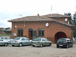 San Esteban de Villacalbiel - Bar del Pueblo 0008.jpg