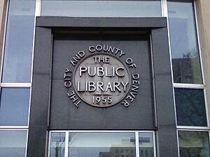 Archivo:ThePublicLibrary1955Denver