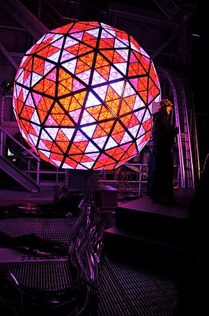Archivo:Times Square Ball 2010
