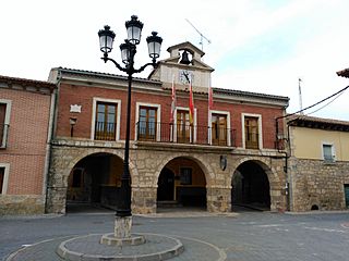 Valdenebro de los Valles - Casa consistorial 01.jpg