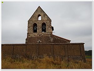 Archivo:Villavega de ojeda 16 - Iglesia de San Miguel (españada)