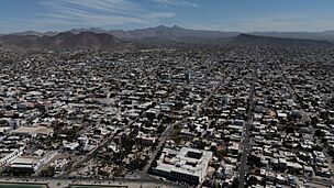 Archivo:Vista aérea de La Paz, Baja California 03
