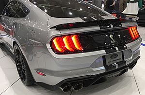 Archivo:2020 Ford Mustang Shelby GT500 Coupe, Cleveland Auto Show (Rear)