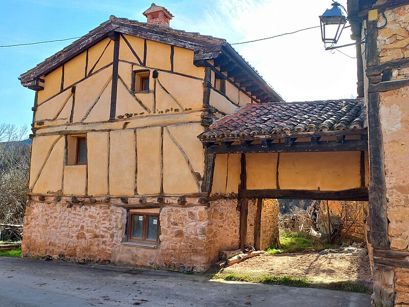 Arquitectura popular en Castroceniza (Burgos)