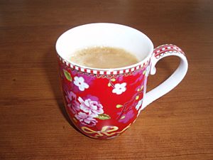 Archivo:Caffè lungo