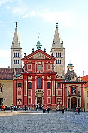 Archivo:Czech-03809 - St. George's Basilica (32204970373)