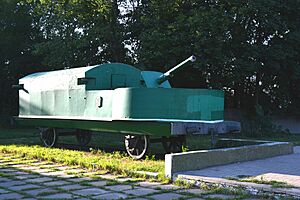 Archivo:Dnipropetrovs'k S.Nigoyana 47 Bronepotyag (YDS 5850)