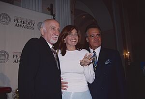 Archivo:Dominic Chianese, Lorraine Bracco and Tony Sirico, May 2000 (2)