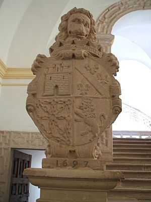 Archivo:Escudo en Yuso
