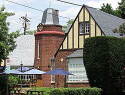 Fox Hall Village HD DC.jpg