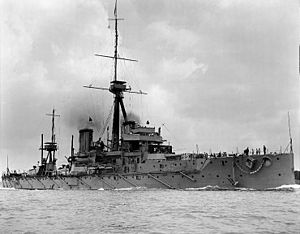 Archivo:HMS Dreadnought 1906 H63596