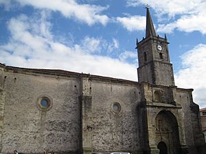 Iglesia de San Cristóbal, Comillas.jpg