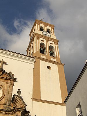 Archivo:Iglesia de la Encarnación2