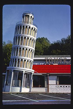 Leaning Tower of Pizza, Green Brook, New Jersey.jpg