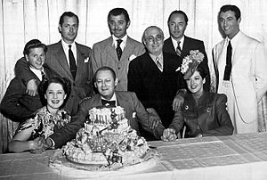 Archivo:Lionel Barrymore 61st birthday 1939