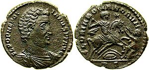 Archivo:Nepotianus Coin 1