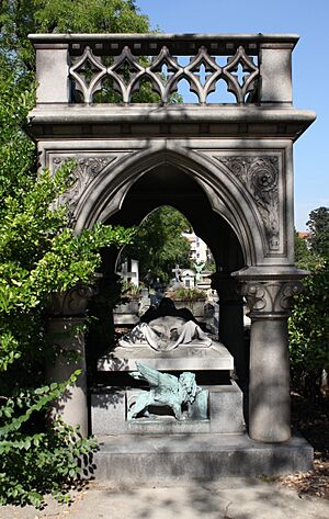 Archivo:Père-Lachaise - Division 93 - Ziem 01
