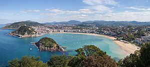 Archivo:Panorama from Monte Igueldo (5106955283)