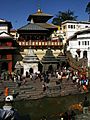 Pashupatinath-Tempel-00c-Arya Ghats-2007-gje